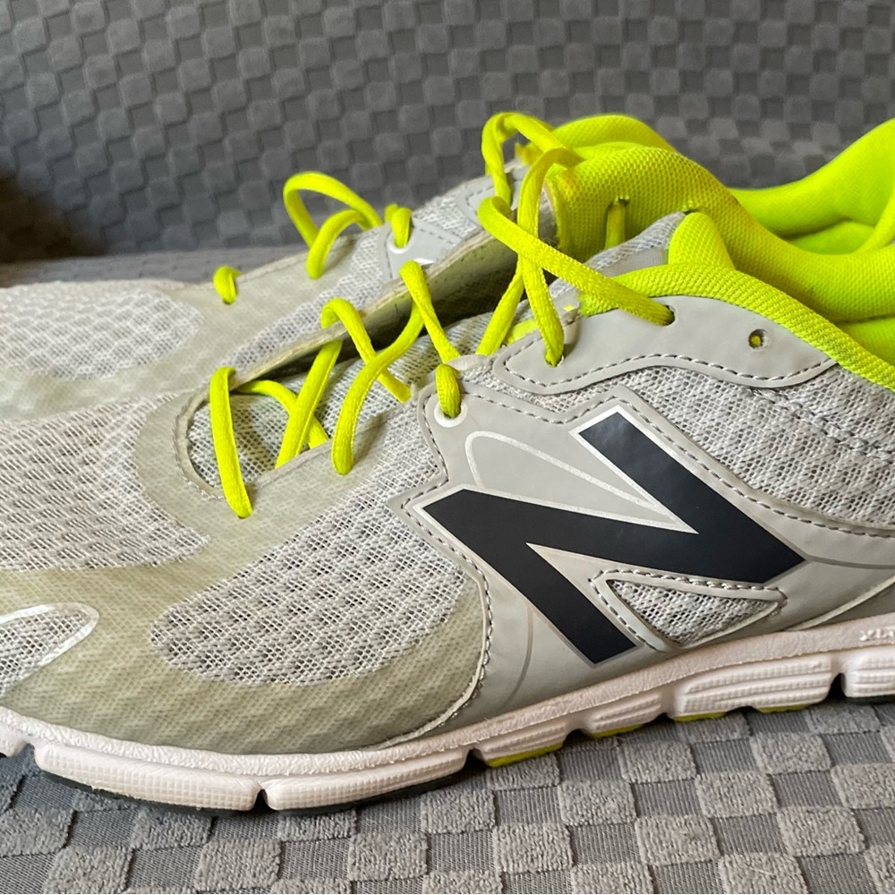 New balance 630V5 - Picture 3 of 4